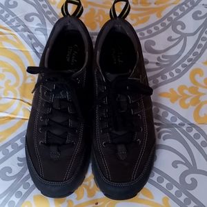 EUC Clark's Walkwave sneaker